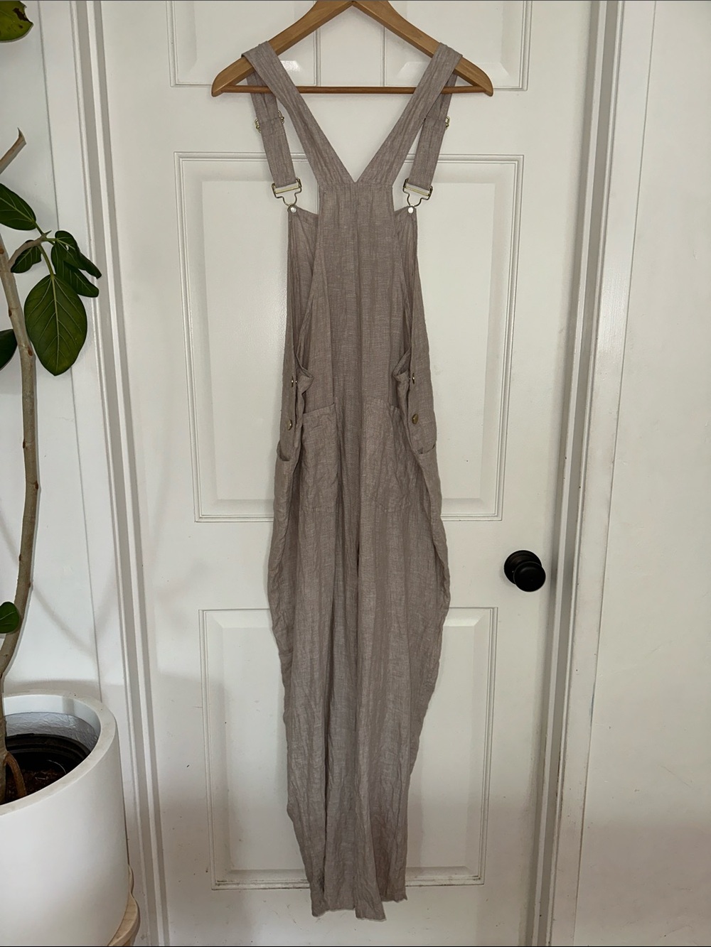 WeWoreWhat Linen Beige Overalls - Picture 5 of 8